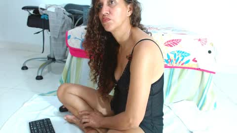 Snapshot of chocorramitavagina19 chatting on 04.09.26 maria online show from 04.09.26