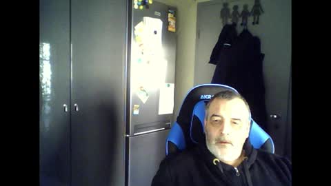 Snapshot of chris250268 chatting on 04.02.26 Chris online show from 04.02.26