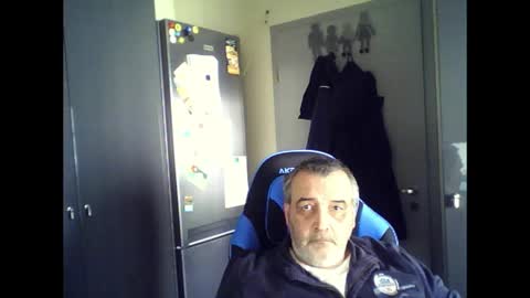 Snapshot of chris250268 chatting on 04.11.26 Chris online show from 04.11.26
