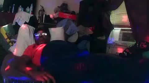 Snapshot of chris4uall chatting on 10.22.25 Chris online show from 10.22.25