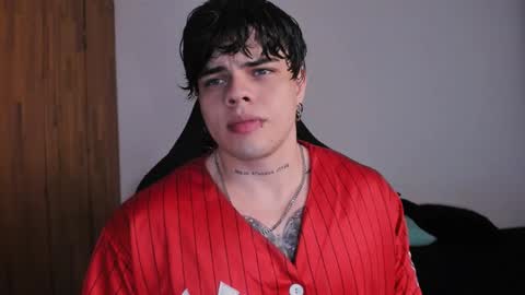 Snapshot of chris_cooperr chatting on 02.05.25 Chris Cooper Independent model online show from 02.05.25