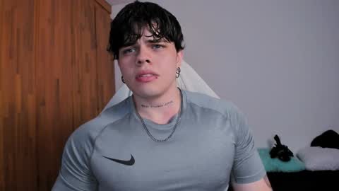 Snapshot of chris_cooperr chatting on 02.08.25 Chris Cooper Independent model online show from 02.08.25