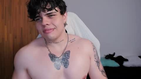 Snapshot of chris_cooperr chatting on 02.09.25 Chris Cooper Independent model online show from 02.09.25