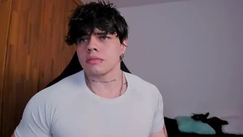 Snapshot of chris_cooperr chatting on 02.11.25 Chris Cooper Independent model online show from 02.11.25