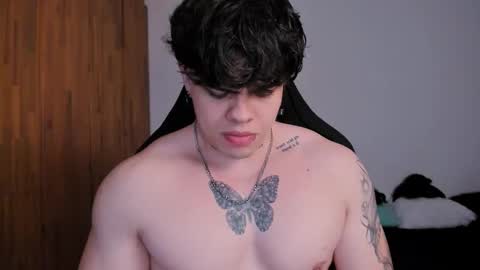 Snapshot of chris_cooperr chatting on 02.18.25 Chris Cooper Independent model online show from 02.18.25