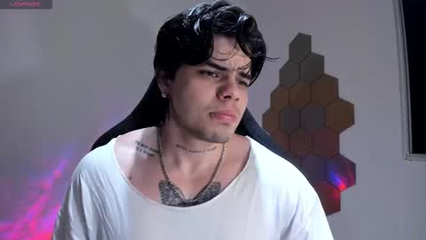 Chris Cooper Independent model online show from 03.02.26