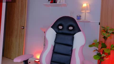 juli   Instagram july rv17 - Twitter juli rv17     online show from 02.03.26