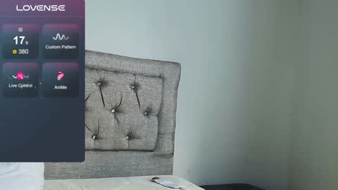 Yarixa online show from 01.11.25