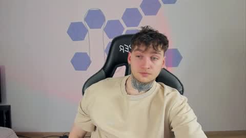 Snapshot of chris_tyson chatting on 12.29.24 Chris Tyson online show from 12.29.24