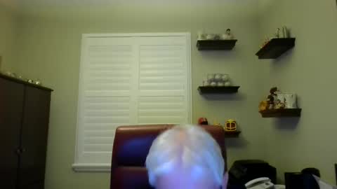 Snapshot of chrisfun825 chatting on 11.29.25 chrisfun825 online show from 11.29.25