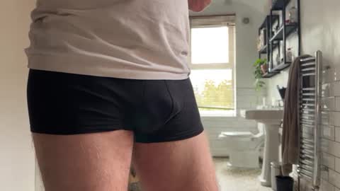 Snapshot of chrisinthemorning chatting on 11.18.25 Chris In The Morning online show from 11.18.25