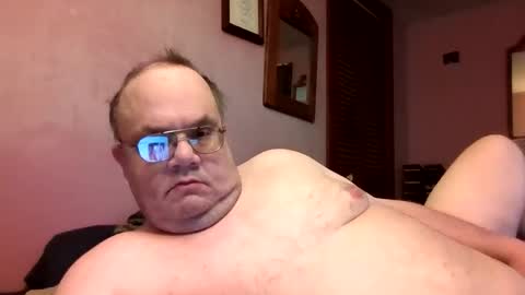 Snapshot of chrismini312 chatting on 06.04.26 Chris The Jerk Off King online show from 06.04.26