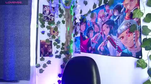 Christian Wang online show from 12.19.24