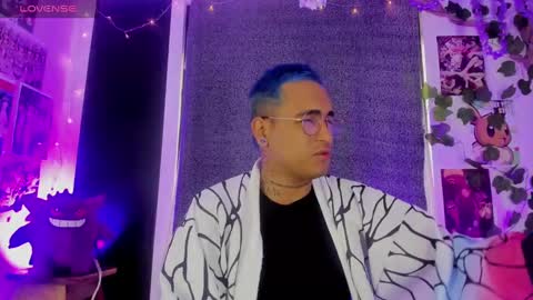 Christian Wang online show from 01.13.25