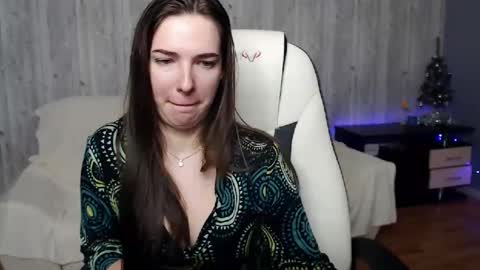 Snapshot of chrisssstaylor chatting on 12.12.24 Christi online show from 12.12.24