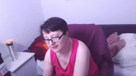 Christa online show from 10.15.25