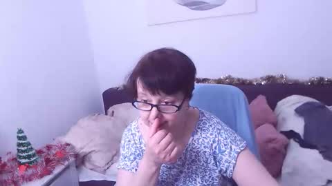 Christa online show from 12.21.25