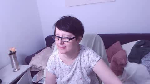 Christa online show from 04.24.26