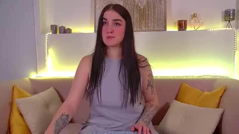 Christina online show from 02.28.25