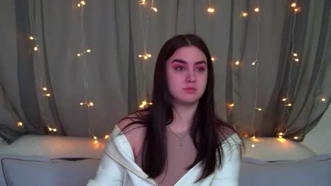 Christina online show from 11.24.25