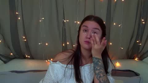 Christina online show from 11.28.25