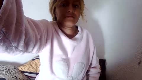 christine213 online show from 02.05.25