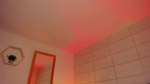 Christine  online show from 09.15.25