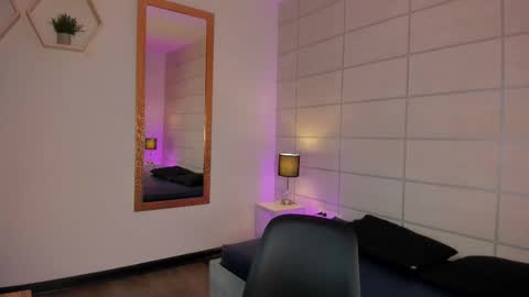 Christine  online show from 03.24.26