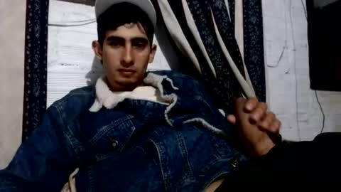 Snapshot of christoper_dick chatting on 06.12.26 Petite Horny and chistoper dick online show from 06.12.26