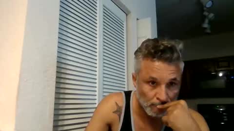 Christopher Rain online show from 10.27.25