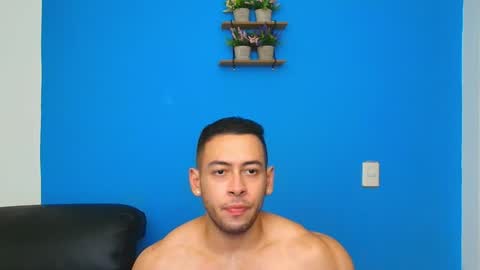 Snapshot of christopher_w chatting on 01.19.25 Christopher online show from 01.19.25