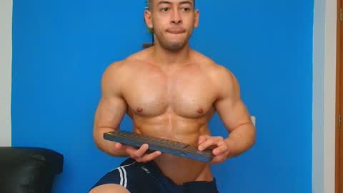 Snapshot of christopher_w chatting on 01.26.25 Christopher online show from 01.26.25