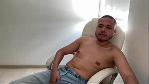 Chris online show from 12.04.24