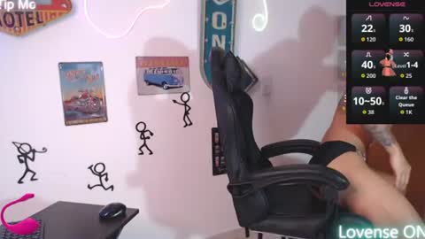 Snapshot of christopherford_ chatting on 07.28.26 christopher ford online show from 07.28.26