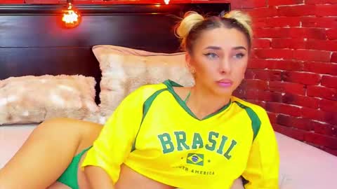 christyna_ross online show from 02.25.26