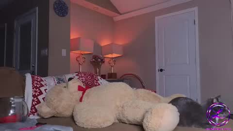 Snapshot of chroniclove chatting on 02.23.25 Marley online show from 02.23.25