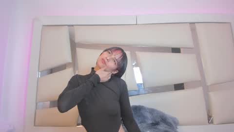 instagram chrystaljade.1 online show from 02.15.25