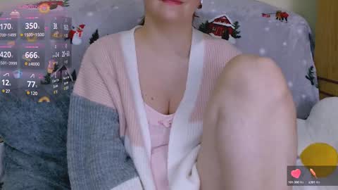 Snapshot of chubbymaia chatting on 12.24.24 Maia online show from 12.24.24