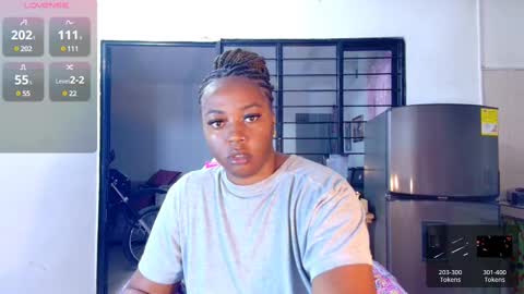 Snapshot of ciaraebonyxxx chatting on 03.12.25 ciaraebonyxxx online show from 03.12.25