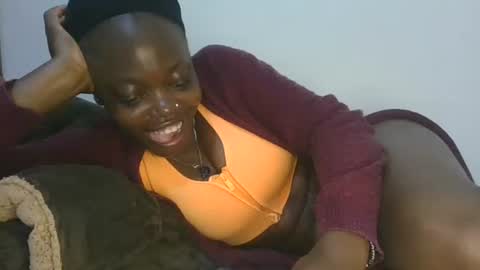 cilia petite online show from 12.16.25