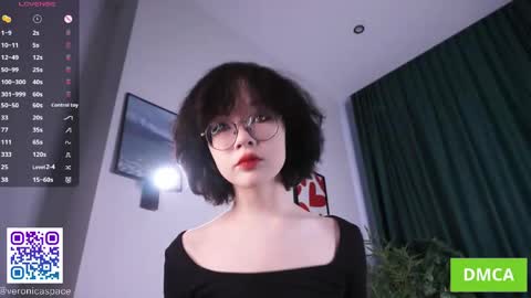   L  online show from 04.21.26