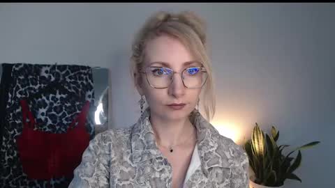 Cinderella online show from 04.07.26