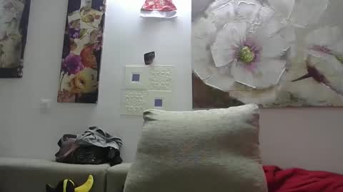 Snapshot of cinthia2525 chatting on 01.06.25 cinthia2525 online show from 01.06.25