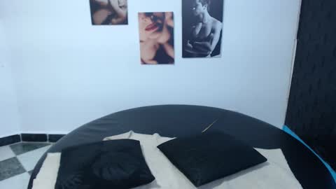 Cinthya online show from 10.28.25