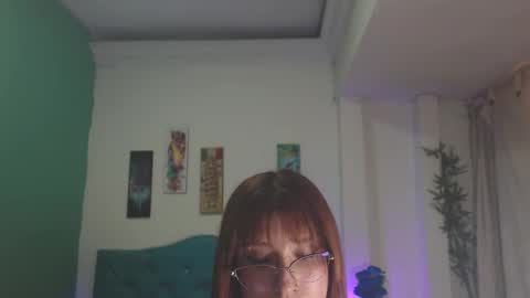 cinthyagomez6 online show from 02.20.25