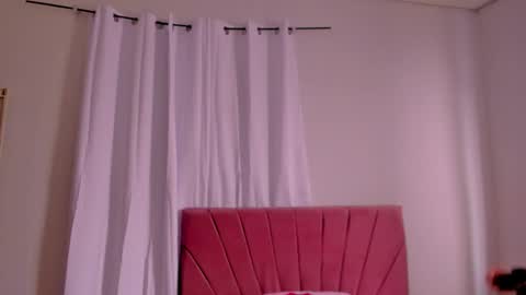 Snapshot of cintiacolins chatting on 01.09.26 CintiaCollins online show from 01.09.26