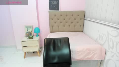 Circe Cherry online show from 12.31.24