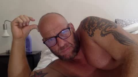 . online show from 01.05.26