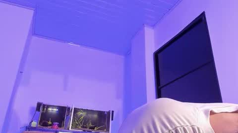 cj_davis1 online show from 12.02.25