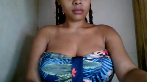 Snapshot of ckamilla45 chatting on 11.27.25 ckamilla45 online show from 11.27.25
